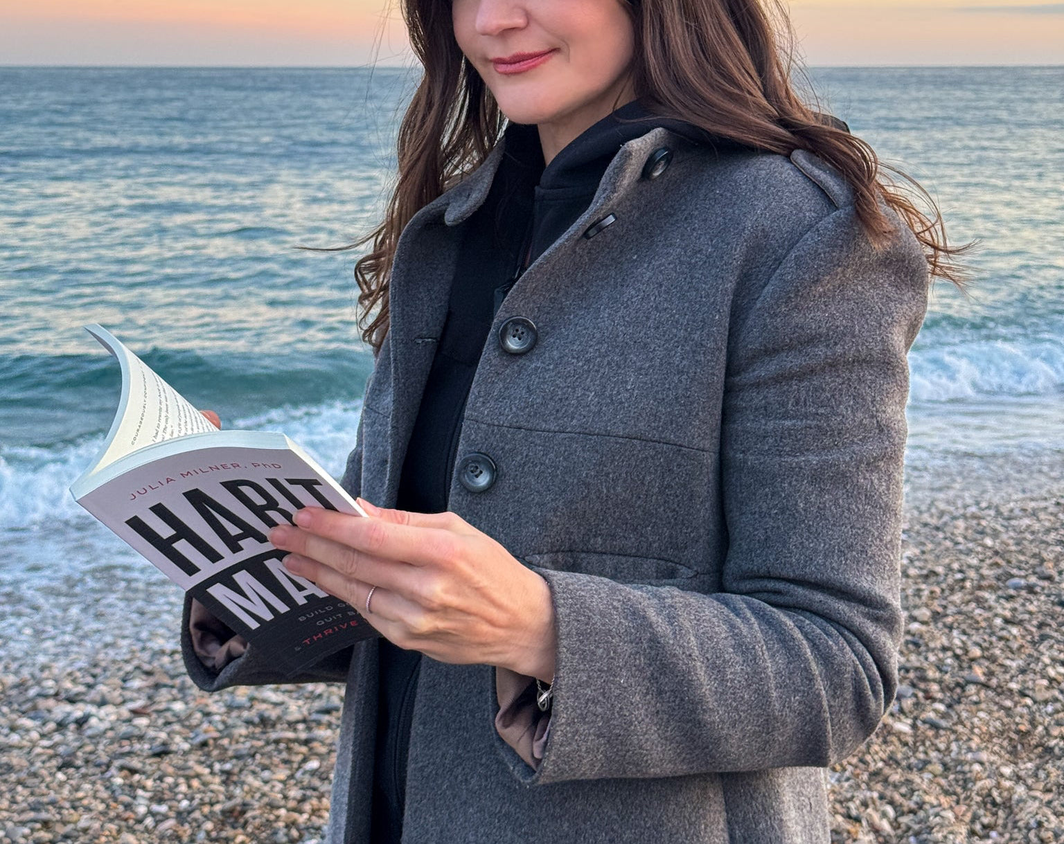 An approach that goes beyond theory, helping habits evolve through reflection, consistency and long-term support