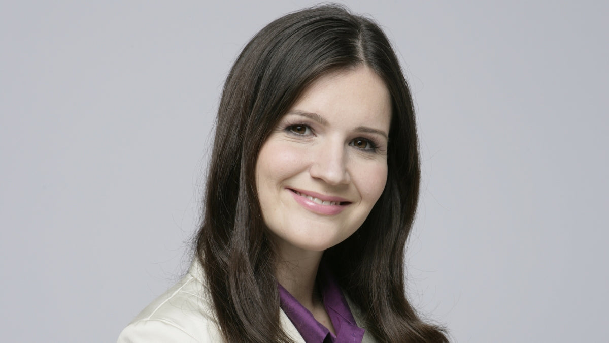 Julia Milner, leadership professor and researcher, featured in international media discussing coaching, leadership and workplace wellbeing